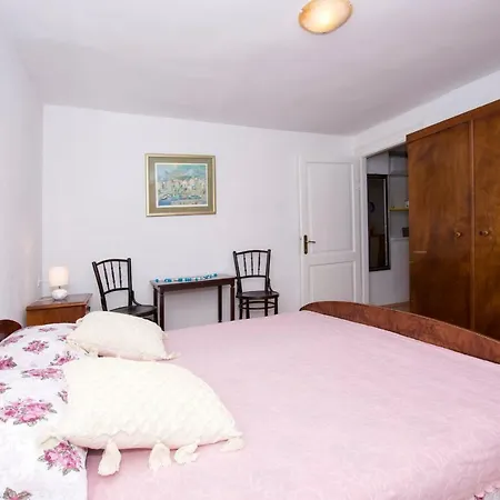 Apartman Sunce Apartment *